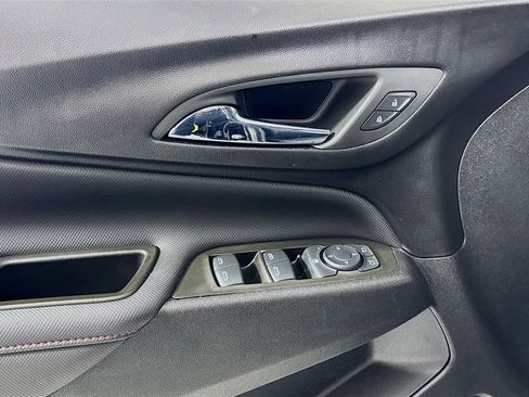 Used 2024 Chevrolet Equinox RS w/ RS Leather Package image 15