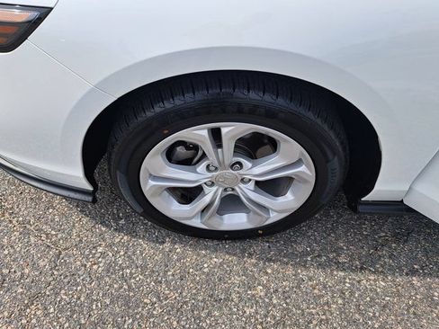 Used 2024 Honda Accord LX image 28
