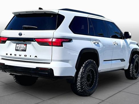 Used 2023 Toyota Sequoia Platinum AWD/4WD image 12