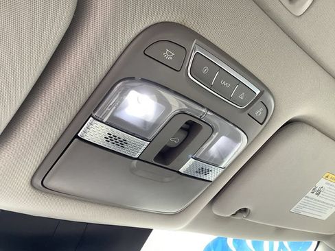 Used 2022 Kia Telluride EX w/ EX Premium Package FWD image 21