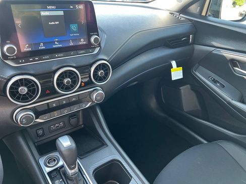 Used 2025 Nissan Sentra SV FWD image 14