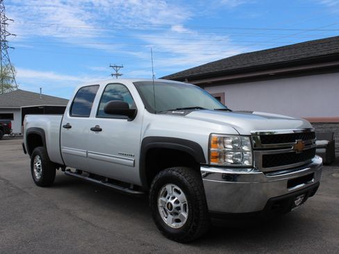 Used 2014 Chevrolet Silverado 2500 LT w/ Snow Plow Prep Package image 1