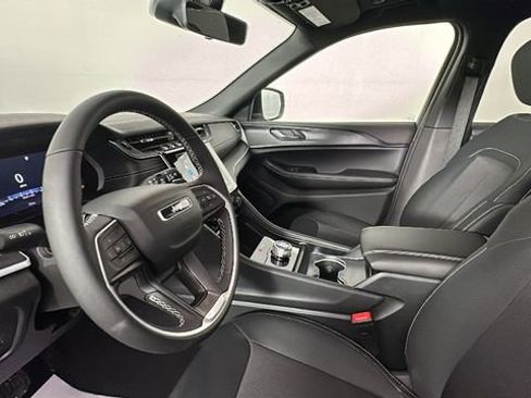 New 2026 Jeep Grand Cherokee Laredo X AWD/4WD image 21