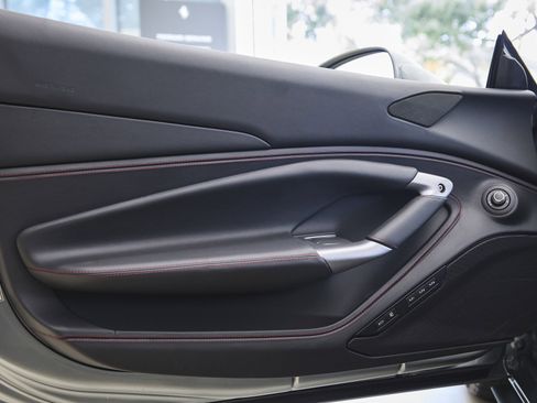 Used 2023 Ferrari F8 Tributo image 43