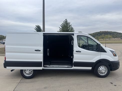 New 2025 Ford Transit 250 Low Roof AWD image 7
