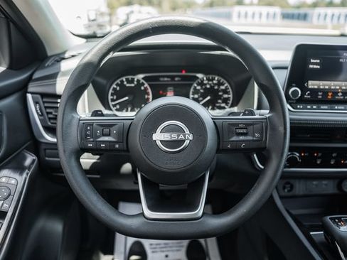Used 2024 Nissan Rogue S AWD/4WD image 31