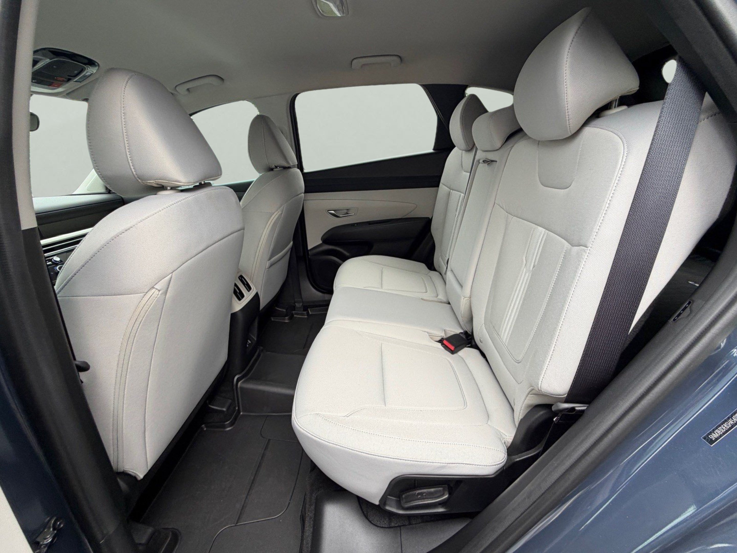 Used 2025 Hyundai Tucson SEL FWD image 25