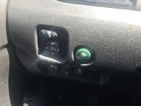 Used 2022 Honda Pilot Touring image 11