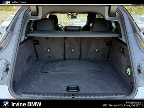 Used 2026 BMW iX xDrive60 w/ Premium Package image 16