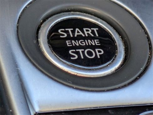 Used 2024 Nissan Sentra SV image 27