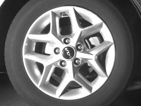 Used 2025 Kia Soul LX w/ LX Technology Package FWD image 13