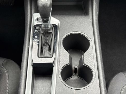 Used 2025 Nissan Altima 2.5 SV image 13