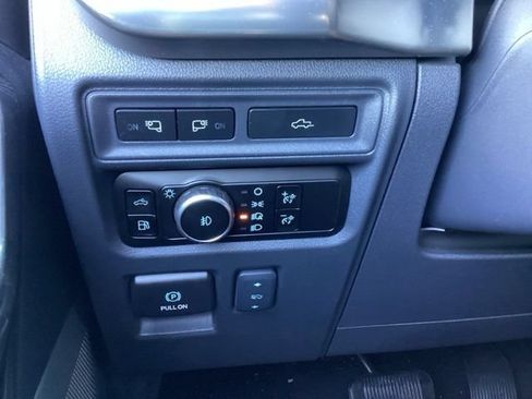 Used 2023 Ford F150 Lariat w/ Equipment Group 502A High AWD/4WD image 41
