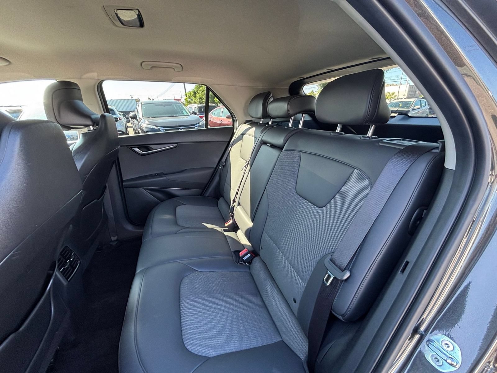 Used 2024 Kia Niro Wind FWD image 31