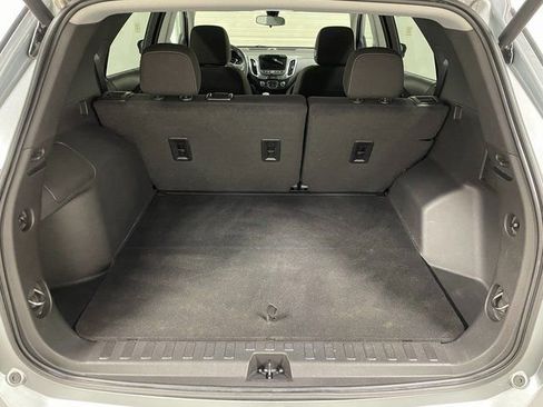 Used 2023 Chevrolet Equinox LT image 27