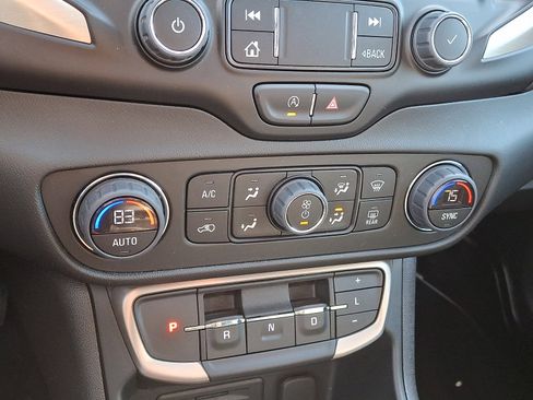 Used 2022 GMC Terrain Denali image 22