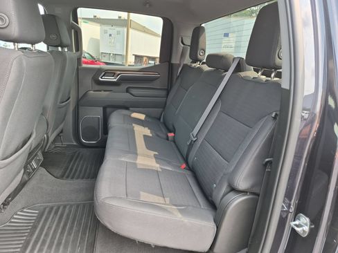 Certified 2022 Chevrolet Silverado 1500 LT AWD/4WD image 25