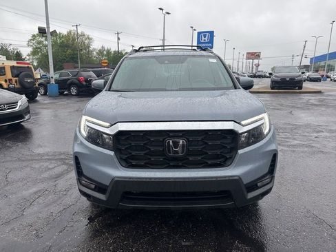 Used 2023 Honda Passport EX-L image 2