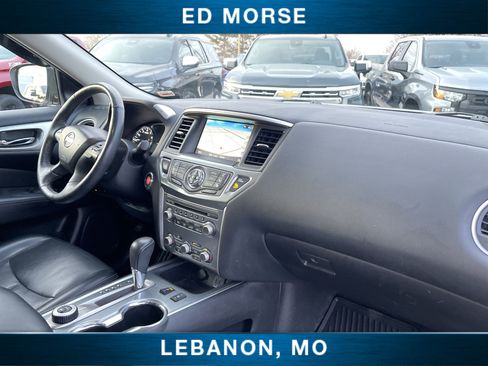 Used 2020 Nissan Pathfinder SL image 27