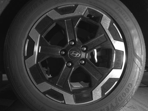 Used 2025 Hyundai Santa Fe SEL image 14