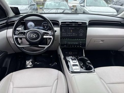 Used 2022 Hyundai Tucson Limited image 17