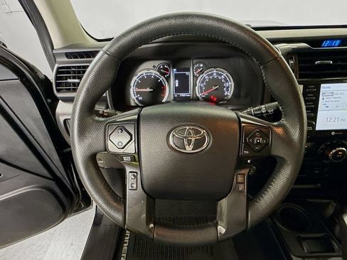Certified 2020 Toyota 4Runner TRD Off-Road Premium w/ Moonroof Package AWD/4WD image 11