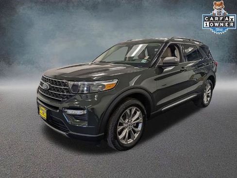 Certified 2022 Ford Explorer XLT w/ Equipment Group 202A AWD/4WD image 2
