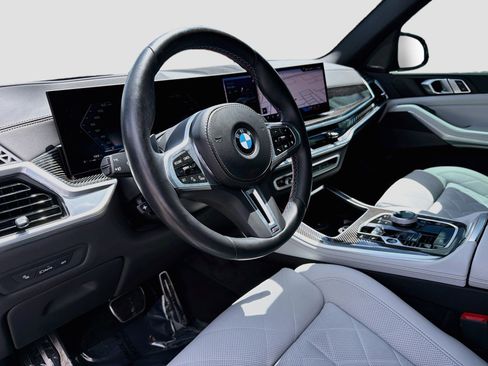 Used 2024 BMW X5 M60i AWD/4WD image 25