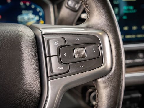 Used 2024 Chevrolet Silverado 2500 LT w/ Convenience Package image 16