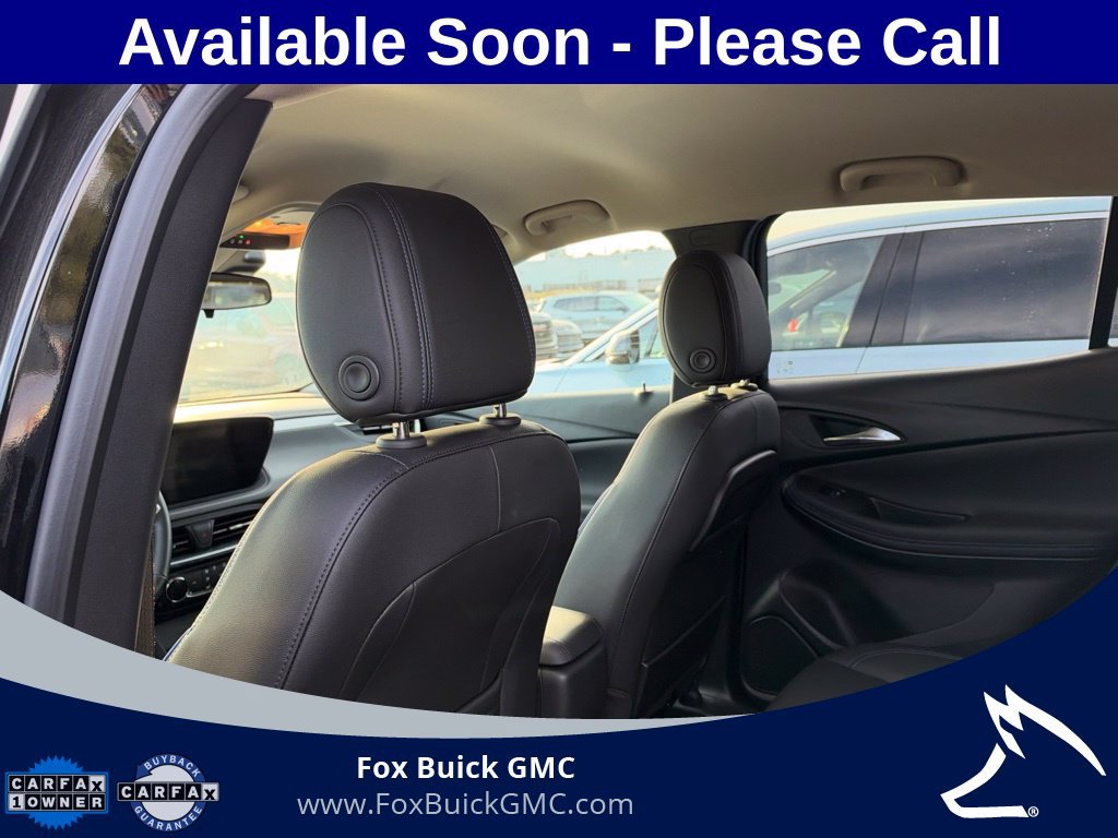 Used 2025 Buick Encore GX Sport Touring w/ Comfort Package AWD/4WD image 9