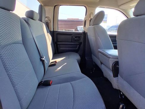 Used 2015 RAM 1500 Express image 17