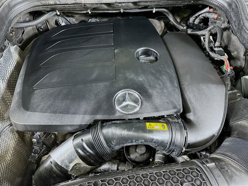 Used 2022 Mercedes-Benz GLE 350 4MATIC image 33