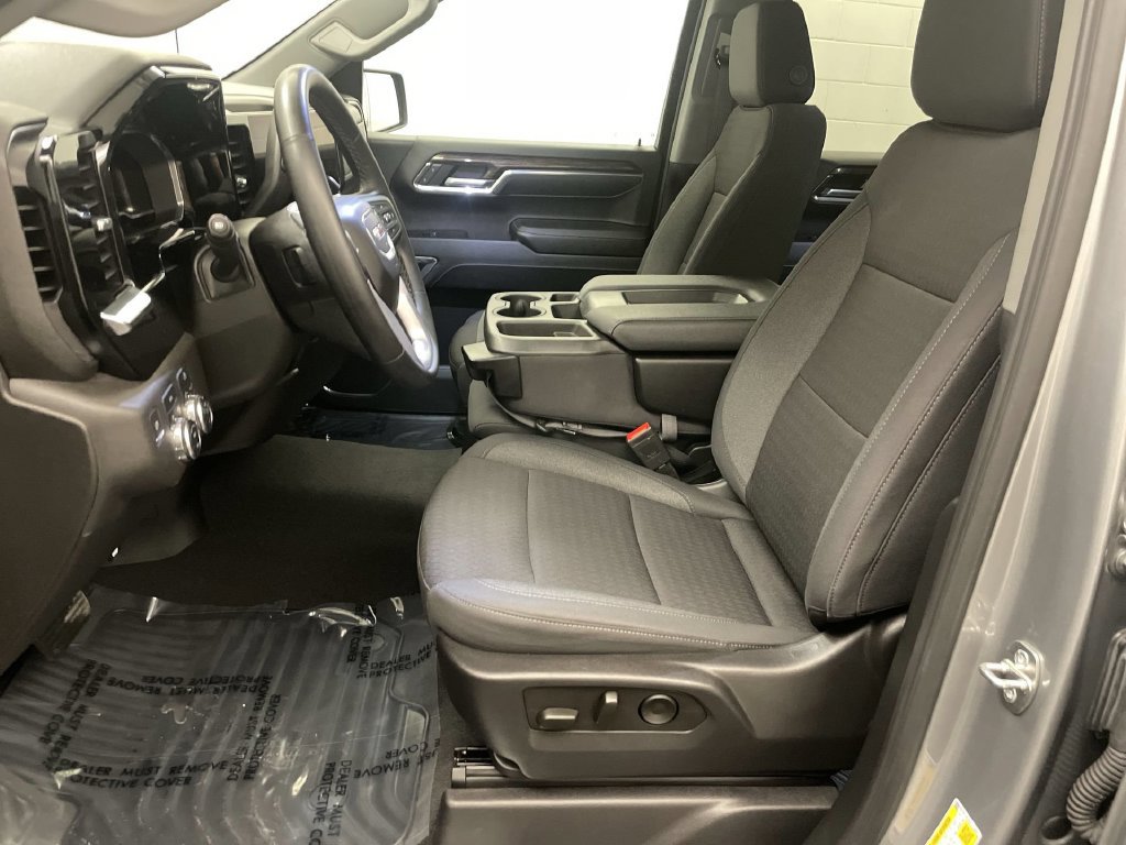 Used 2024 GMC Sierra 1500 Elevation AWD/4WD image 13