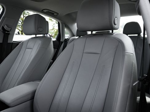 Used 2022 Audi A4 2.0T Premium Plus image 26