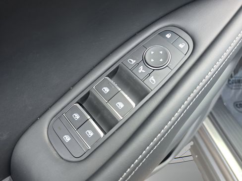 Certified 2026 INFINITI QX60 Luxe w/ Cargo Package image 19