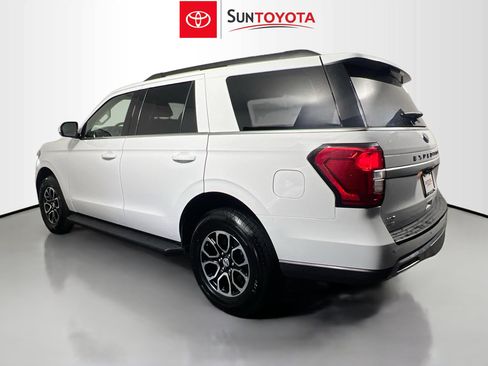 Used 2024 Ford Expedition XLT RWD image 6