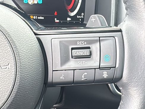 Used 2022 Nissan Rogue Platinum w/ Head-Up Display Package image 24