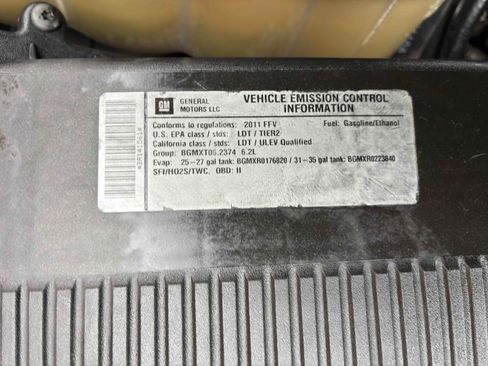 Used 2011 GMC Yukon Denali AWD/4WD image 62