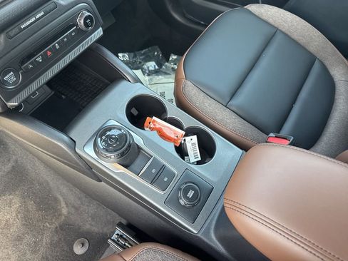 Used 2025 Ford Bronco Sport Outer Banks w/ Outer Banks Tech Package+ image 15