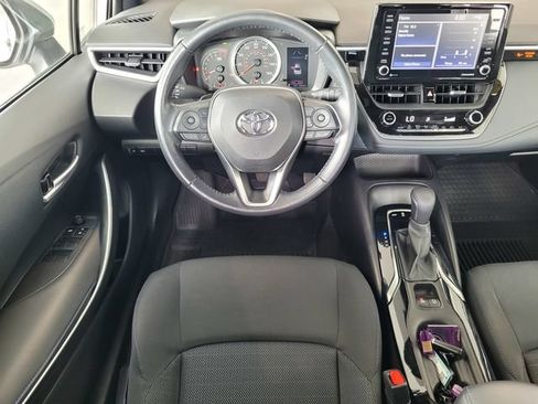 Used 2022 Toyota Corolla SE w/ SE Premium Package FWD image 16