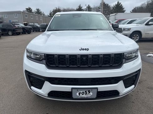 New 2026 Jeep Grand Cherokee Limited image 8