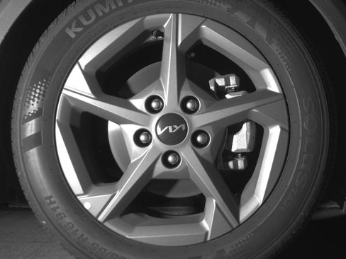 Used 2025 Kia K4 LXS FWD image 13