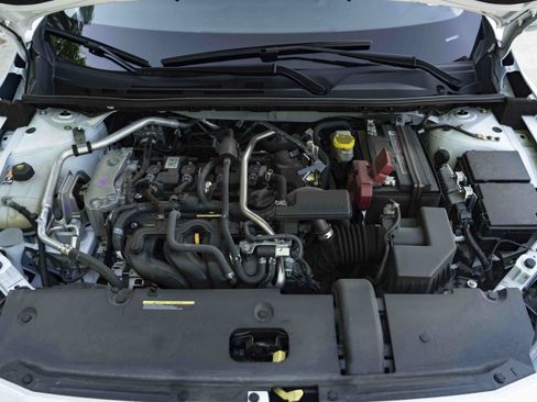 Used 2025 Nissan Sentra SR w/ Midnight Edition FWD image 39