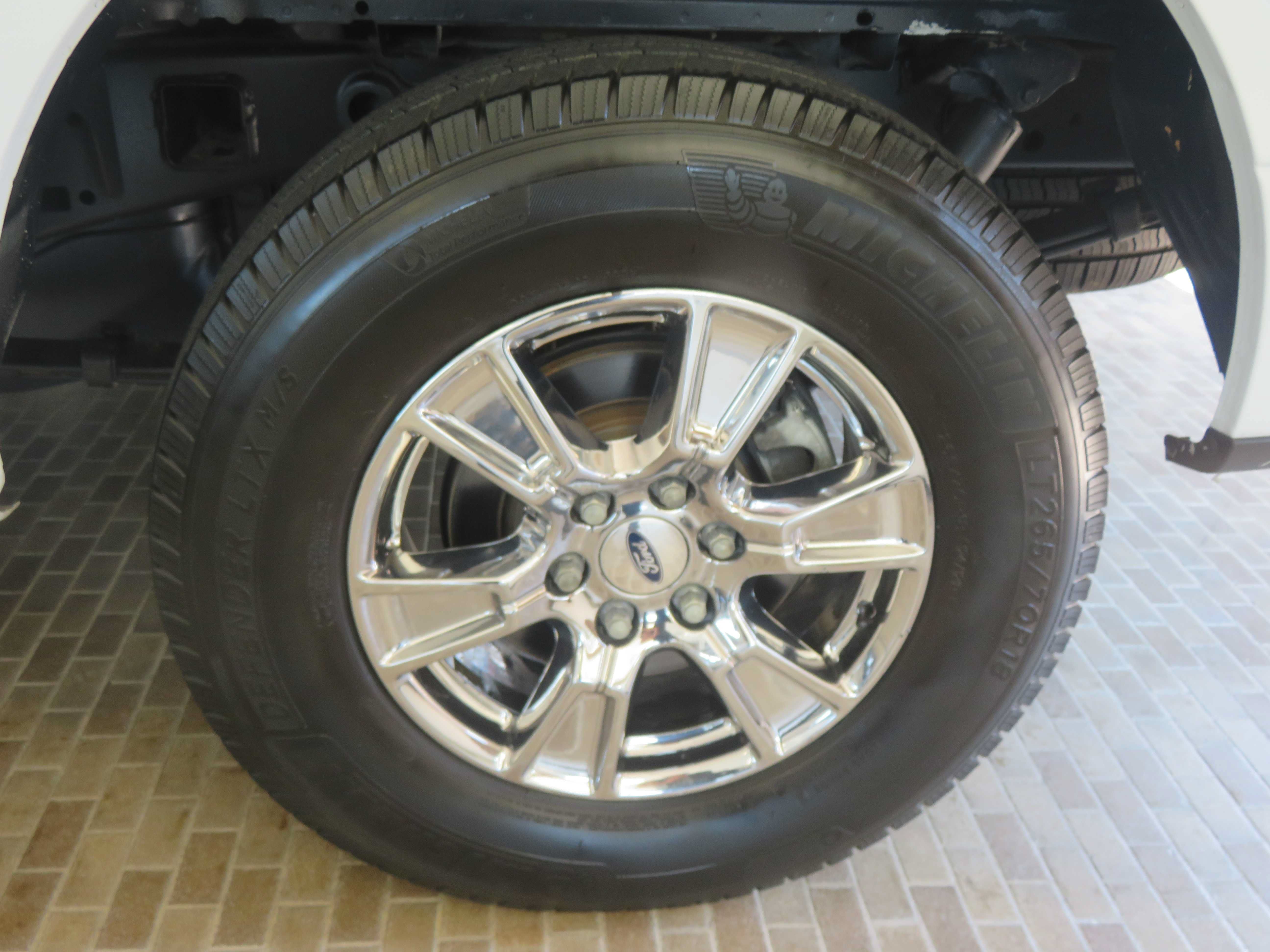 Used 2016 Ford F150 XLT w/ Equipment Group 301A Mid RWD image 8