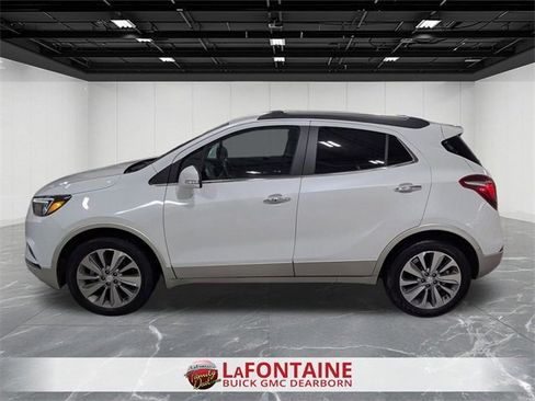 Used 2019 Buick Encore Preferred image 2