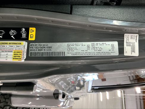 Used 2022 Jeep Gladiator Rubicon w/ LED Lighting Group image 40