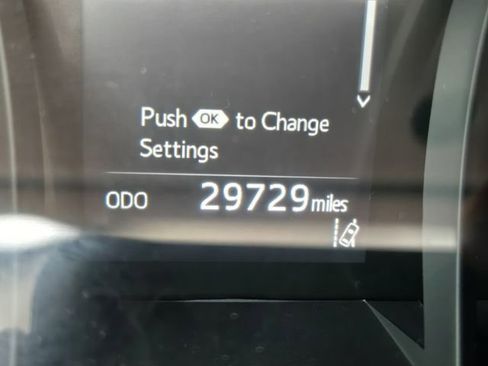 Used 2022 Toyota Camry SE FWD image 25