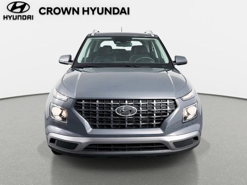 Certified 2025 Hyundai Venue SEL FWD image 2