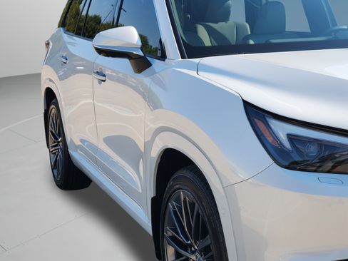 Used 2026 Lexus TX 350 AWD w/ Technology Package image 42