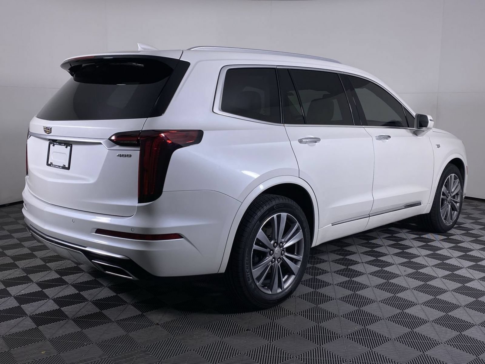 Certified 2020 Cadillac XT6 Premium Luxury FWD image 19